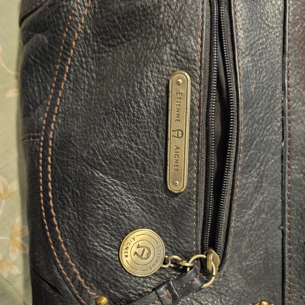 Etienne Aigner Black Leather Bag - Picture 3 of 5
